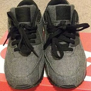 Air Max 90 exclusive